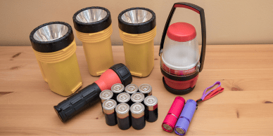 flashlights, lanterns, batteries, and lighing equipment for power outages